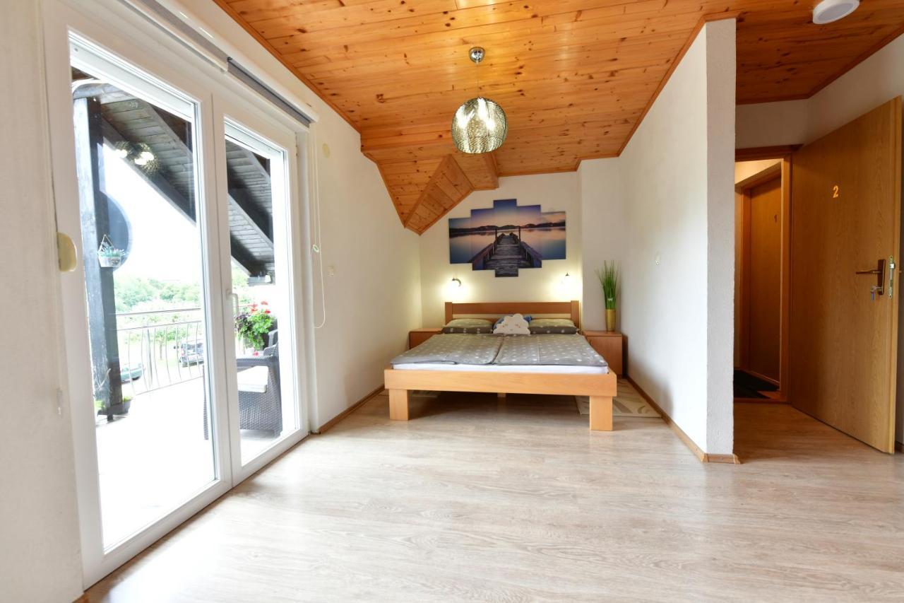 Rooms Toni Seliste Dreznicko Eksteriør billede